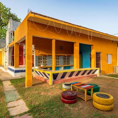 Mini Homestay Кхаджурахо Экстерьер фото